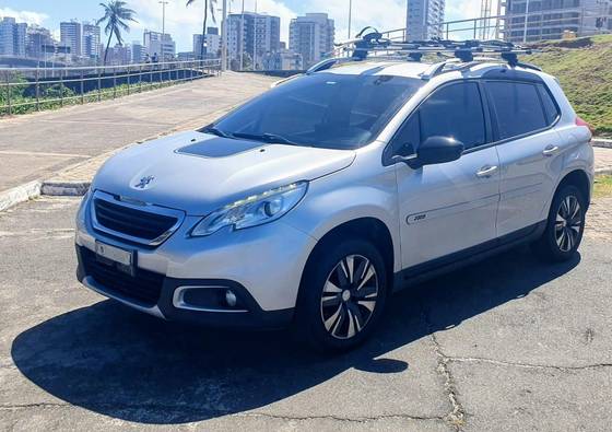 PEUGEOT 2008 1.6 16V FLEX ALLURE 4P AUTOMÁTICO PEUGEOT 2008 1.6 16V FLEX ALLURE 4P AUTOMÁTICO